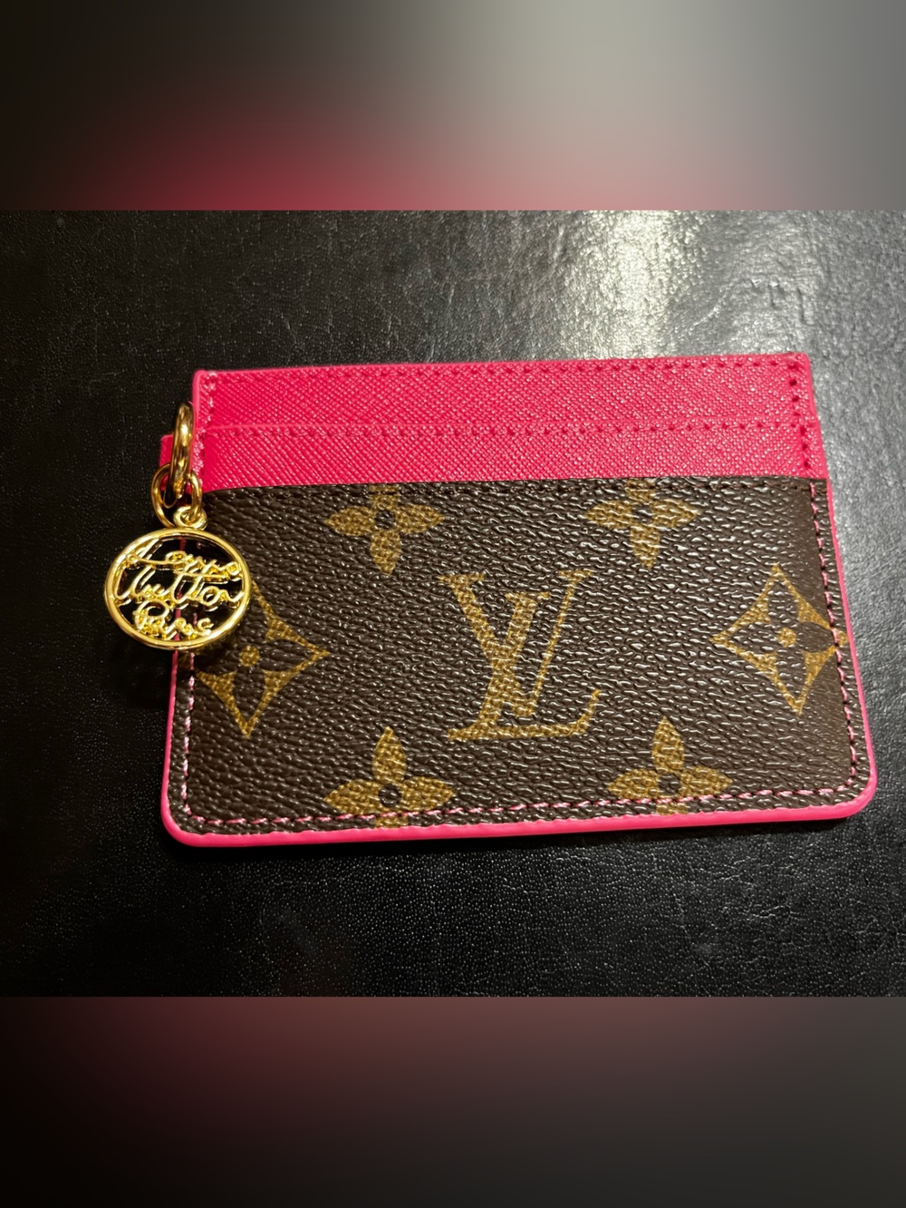 Louis. Vuitton. Brown Monogram Pink Trim Gold Tone Hang Tag Credit Card Wallet
